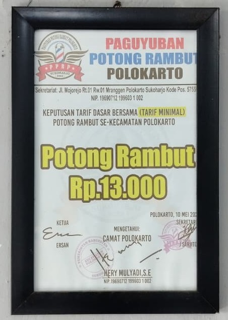 Mahkota Barbershop